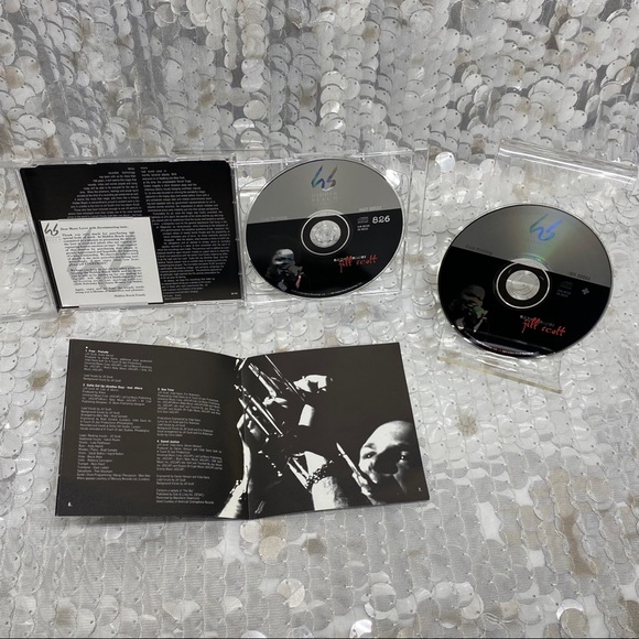 Jill Scott - Experience: Jill Scott 826+ - Picture 9 of 10